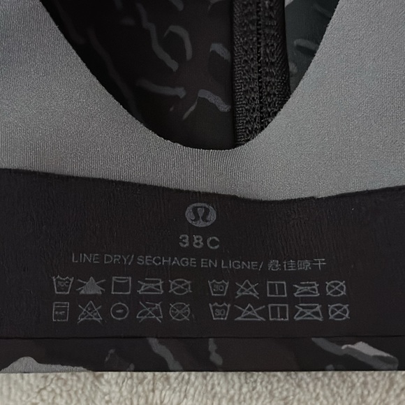 Lululemon Enlite Front-Zip Bra High Support A-DDD Cups Size 38C - Picture 6 of 7